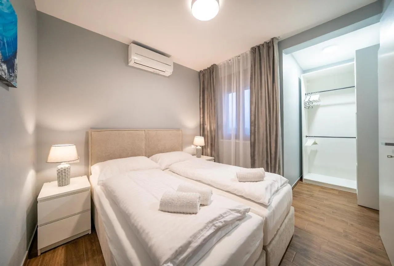 Villa Olivetum Zadar 0*,