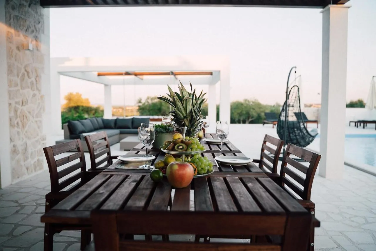 Villa Olivetum Zadar 0*,