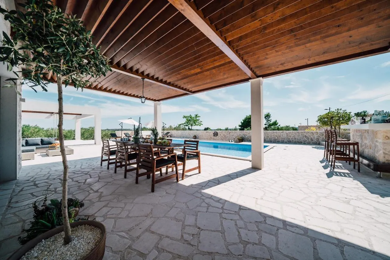 Villa Olivetum Zadar 0*,  Croatia